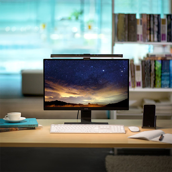 BenQ ScreenBar – The Only Desk-Lamp You Need? [REVIEW]