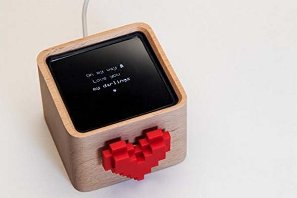 The Lovebox – send love notes electronically with this gadget
