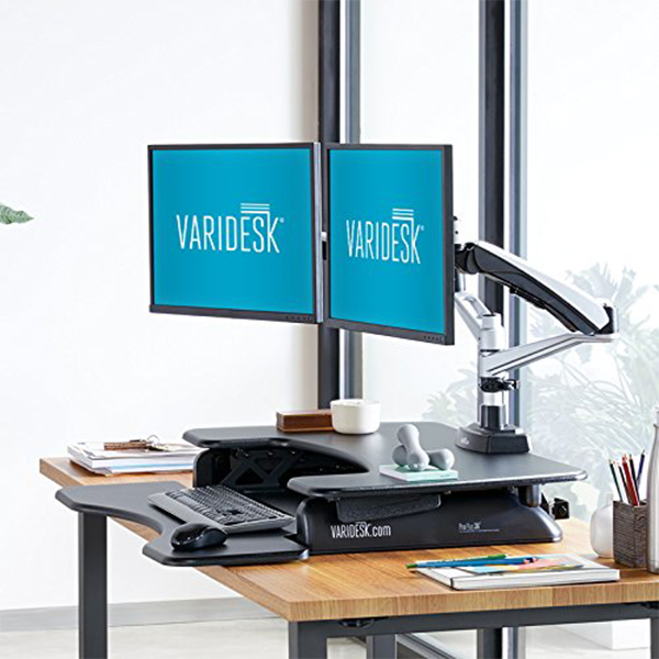 Varidesk Pro Plus 36 – You NEED to See this AMAZING Desk! [REVIEW]