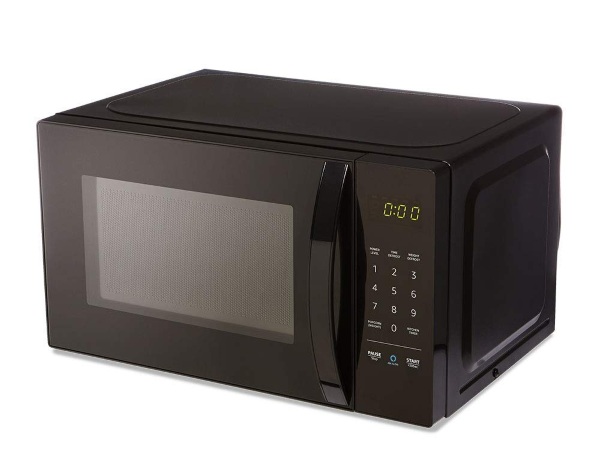 AmazonBasics Microwave – compatible with Alexa, but why?