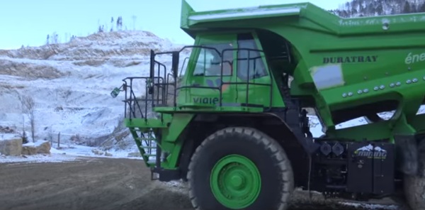 edumper – this massive electric dump truck never needs charged