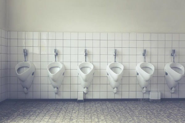 LESS – the toilet coating that saves water