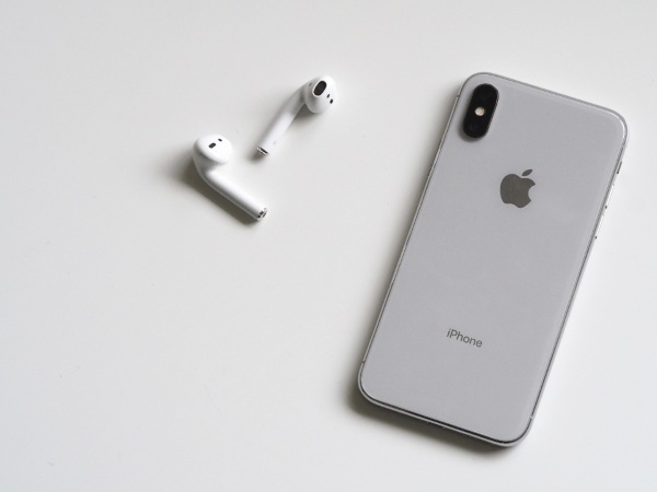 AirPods Are Waste – the wireless earbuds are destined to be trash
